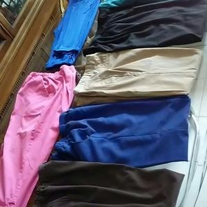 Pans different colors